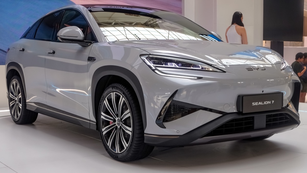 BYD Sealion 7